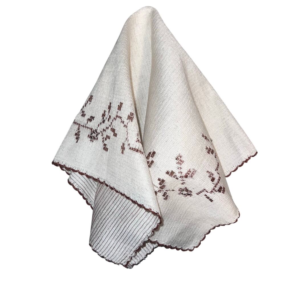 Embroidered Geometric Cross-stitch Cutout‎ Victorian Scallop set of 6 napkins